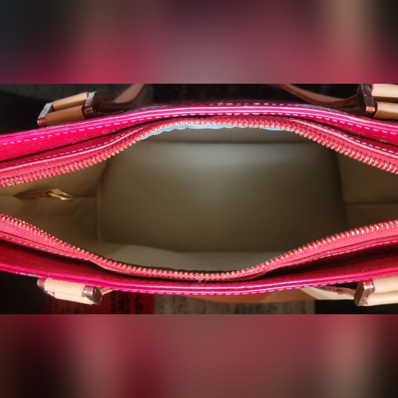 Louis Vuitton LV Hand Bag Houston Red Vernis - Picture 5 of 9